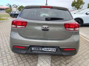 Kia Rio hatch 1.4 LS - Image 11