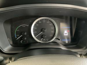 Toyota Corolla Cross 1.8 Hybrid XS - Image 11