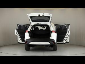 Toyota Corolla Cross 1.8 Hybrid XS - Image 9