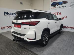 Toyota Fortuner 2.4GD-6 4x4 - Image 2