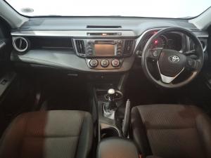 Toyota RAV4 2.0 GX - Image 6