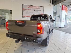 Toyota Hilux 2.8GD-6 Xtra cab 4x4 Legend auto - Image 2