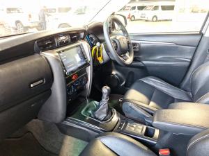 Toyota Fortuner 2.4GD-6 manual - Image 9