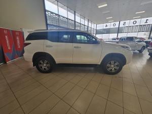 Toyota Fortuner 2.4GD-6 4x4 auto - Image 3