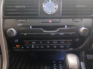 Lexus RX 350 EX - Image 16