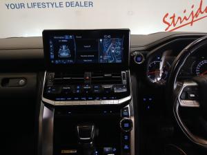 Toyota Land Cruiser 300 3.3D ZX - Image 15