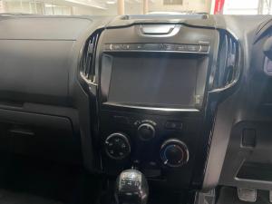 Isuzu D-MAX 250 HO X-RIDER LTD D/C - Image 11