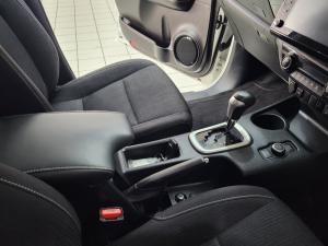 Toyota Hilux 2.8 GD-6 RB Raider 4X4 automaticD/C - Image 12