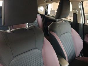 Toyota Starlet Cross 1.5Xs automatic - Image 19
