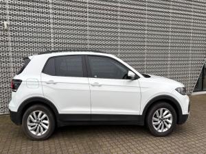 Volkswagen T-CROSS 1.0 TSI Comfortline - Image 17