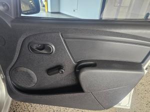 Nissan NP200 1.6 Safety PackS/C - Image 14