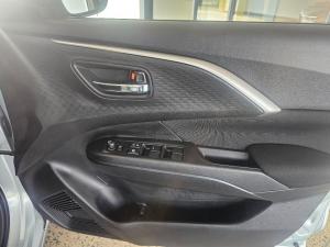 Suzuki Swift 1.2 GL - Image 17