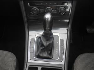 Volkswagen Golf 1.4TSI Comfortline auto - Image 17