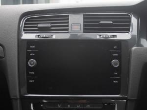 Volkswagen Golf 1.4TSI Comfortline auto - Image 19