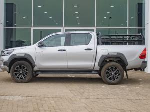 Toyota Hilux 2.8GD-6 double cab Legend manual - Image 4