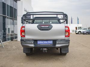 Toyota Hilux 2.8GD-6 double cab Legend manual - Image 6