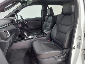 Isuzu D-Max 3.0TD double cab V-Cross - Image 6