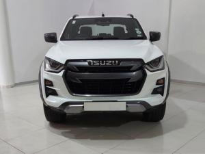 Isuzu D-Max 3.0TD double cab V-Cross - Image 9