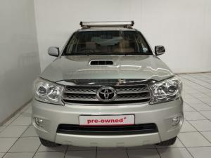 Toyota Fortuner 3.0D-4D 4x4 Ltd edition auto - Image 2
