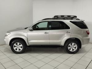 Toyota Fortuner 3.0D-4D 4x4 Ltd edition auto - Image 3