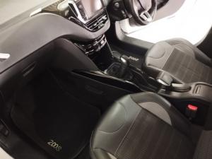 Peugeot 2008 1.6HDi Allure - Image 10