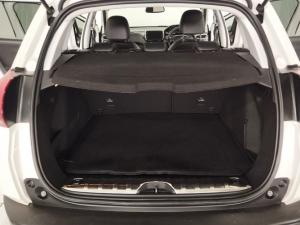 Peugeot 2008 1.6HDi Allure - Image 12
