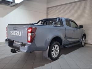 Isuzu D-Max 1.9TD Extended cab LS auto - Image 4