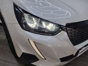 Peugeot 2008 1.2T Allure - Image 7