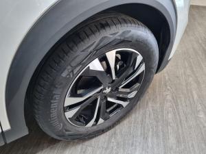 Peugeot 2008 1.2T Allure - Image 9