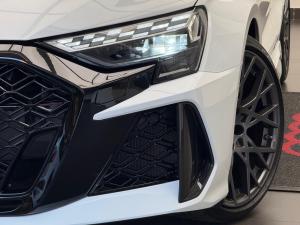 Audi RS3 Sportback quattro Carbon Edition - Image 15