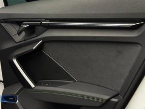 Audi RS3 Sportback quattro Carbon Edition - Image 19