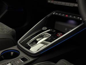 Audi RS3 Sportback quattro Carbon Edition - Image 20
