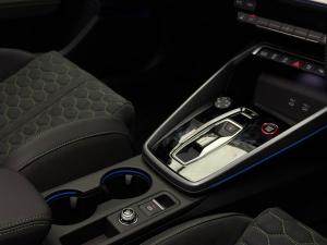 Audi RS3 Sportback quattro Carbon Edition - Image 24