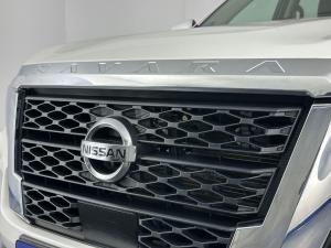 Nissan Navara 2.5DDTI LE/LE Plus 4X4 automatic D/C - Image 12