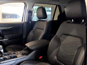 Ford Everest 2.0 BiTurbo XLT - Image 6