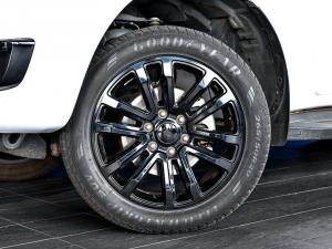 Ford Everest 2.0SiT XLT - Image 3