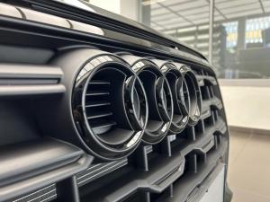 Audi Q2 35TFSI Black Edition - Image 11