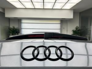 Audi Q2 35TFSI Black Edition - Image 12