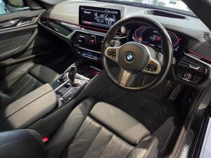 BMW 5 Series M550i xDrive - Image 13