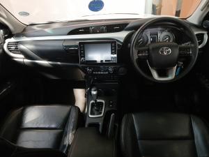 Toyota Hilux 2.8GD-6 double cab Raider auto - Image 6