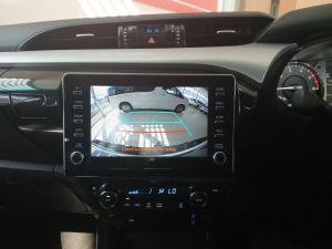 Toyota Hilux 2.8GD-6 double cab Raider auto - Image 10
