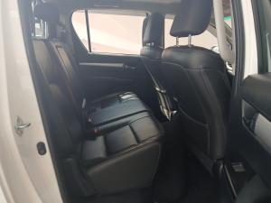 Toyota Hilux 2.8GD-6 double cab Raider auto - Image 12