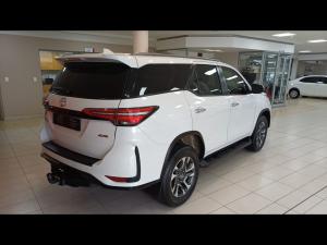 Toyota Fortuner 2.4GD-6 4x4 - Image 2