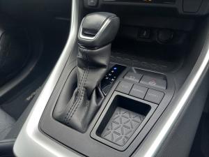 Toyota RAV4 2.0 GX auto - Image 11