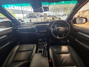 Toyota Hilux 2.8GD-6 double cab 4x4 Legend auto - Image 6