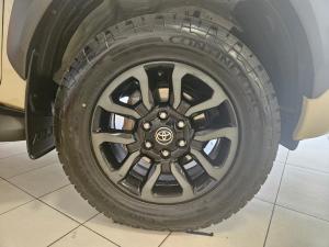 Toyota Hilux 2.8GD-6 double cab 4x4 Legend auto - Image 18