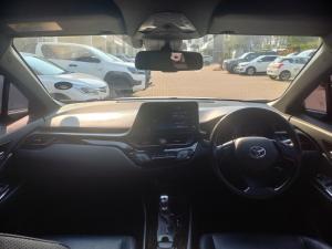 Toyota C-HR 1.2T Luxury - Image 8