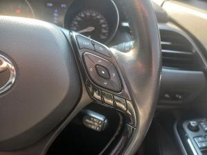 Toyota C-HR 1.2T Luxury - Image 12