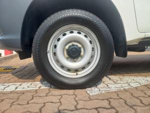 Toyota Hilux 2.4GD-6 single cab 4x4 SR - Image 12