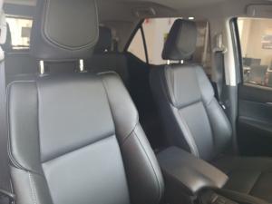 Toyota Fortuner 2.4GD-6 4X4 automatic - Image 19